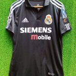 Camiseta Real Madrid 2002 Alterna (Negra)