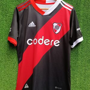 Camiseta River Negra
